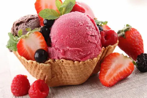 How Does Fruit Fried Ice Cream Machine Work ?
